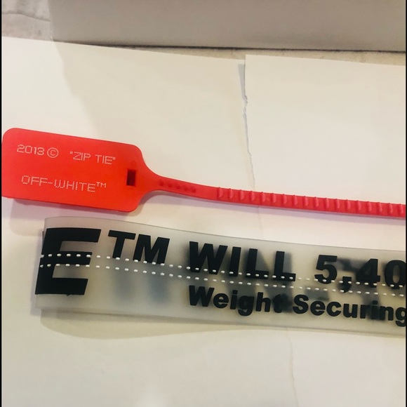 🎉HP🎉🔥Off White-AUTHENTIC-Unisex Lanyard Key Chains🔥 - Picture 9 of 16